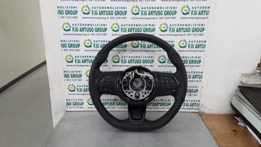 VOLANTE FIAT 500X CON COMANDI AL VOLANTE - immagine 4