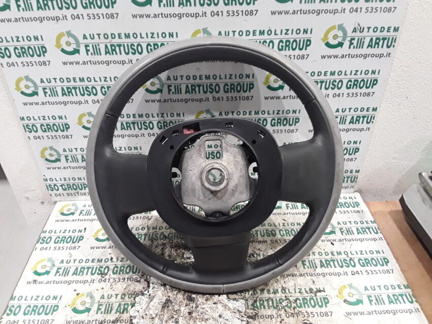 VOLANTE FIAT 500L CON COMANDI AL VOLANTE - immagine 3