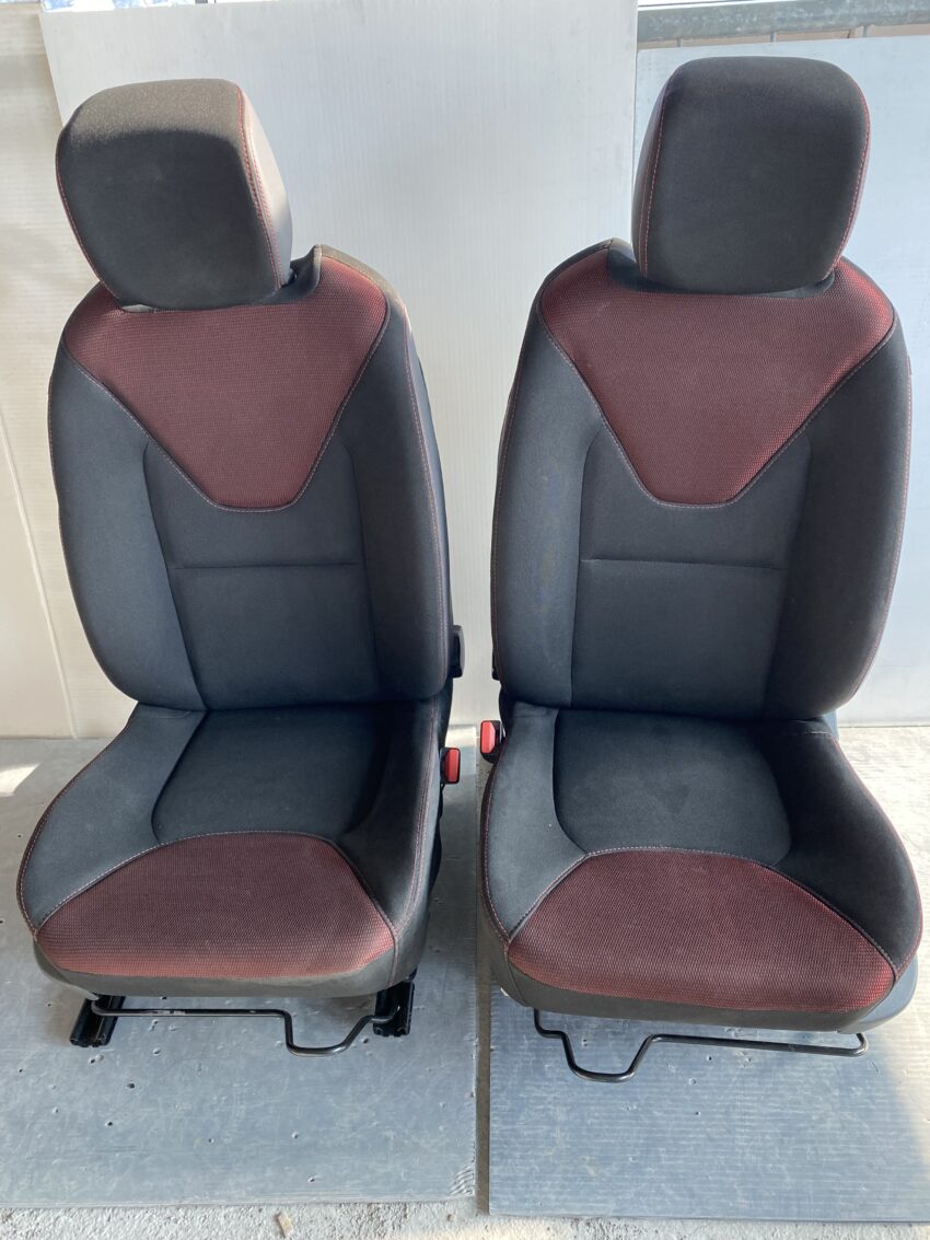 SEDILI/INTERNO RENAULT CLIO 4