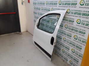 PORTA ANT. SINISTRA FIAT QUBO 2017 BIANCO - immagine 2