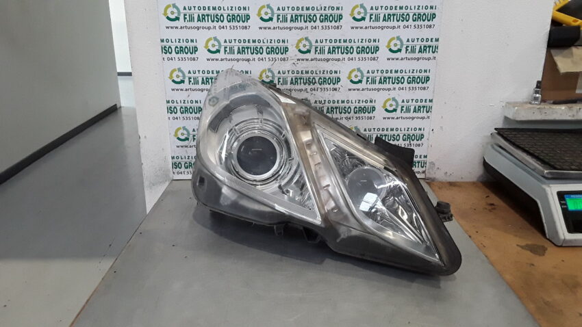 FANALE ANTERIORE DESTRO XENO MERCEDES-BENZ CLASSE E A2078204861