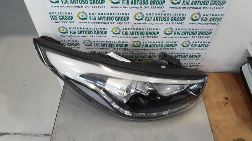 FANALE ANTERIORE DESTRO XENO HYUNDAI IX35 921022Y610 - immagine 3
