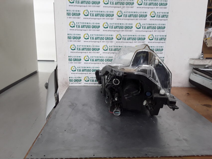 FANALE ANTERIORE DESTRO NISSAN LEAF 260103NA3C - immagine 3