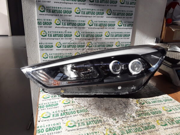 FANALE ANTERIORE SINISTRO HYUNDAI TUCSON 92101D7100