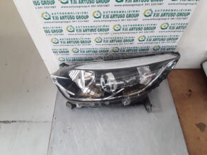 FARO ANTERIORE SINISTRO RENAULT CAPTUR 1.5 DCI (04/13>09/17) COD.260607817R. SPEDIZIONE GRATUITA IN TUTTA ITALIA.