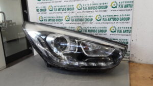 FANALE ANTERIORE DESTRO XENO HYUNDAI IX35 921022Y610