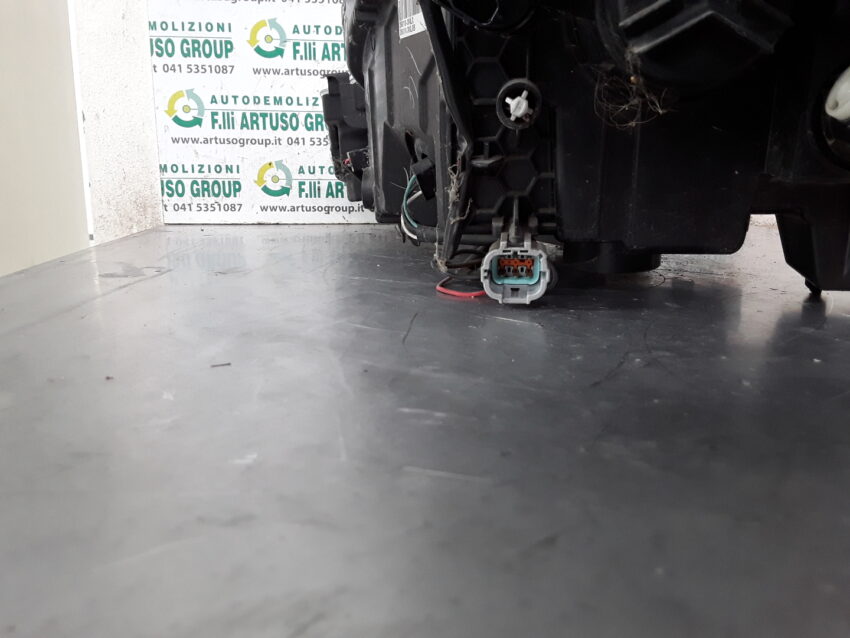 FANALE ANTERIORE DESTRO NISSAN LEAF 260103NA3C - immagine 4