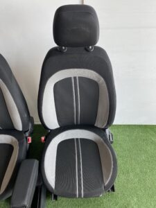 Sedili/Interno FIAT GRANDE PUNTO dal 2007 al 2014 - immagine 4