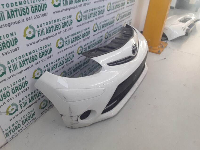 PARAURTI ANTERIORE TOYOTA AYGO 521190H911 - immagine 3