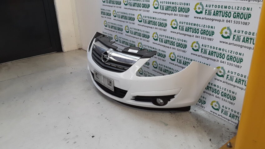 PARAURTI ANTERIORE OPEL CORSA (2010) 93189721 - immagine 4