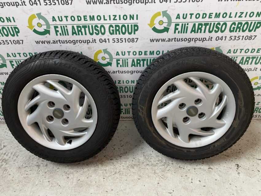 CERCHI IN LEGA CON GOMME FIAT SEICENTO/600 SPORTING R13 M+S - immagine 3
