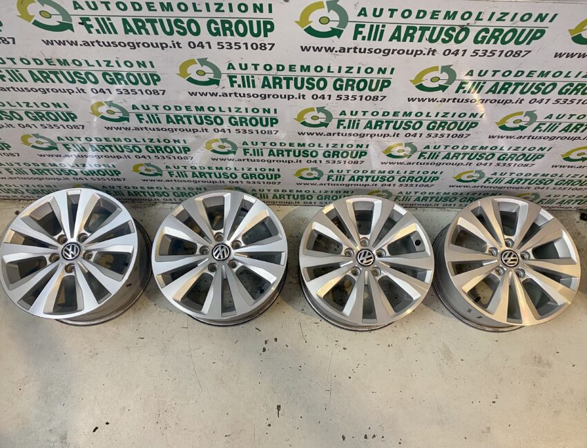 CERCHI IN LEGA ORIGINALI VW GOLF VII 5 FORI DA 16 6.5JX16H2 ET46 - immagine 3
