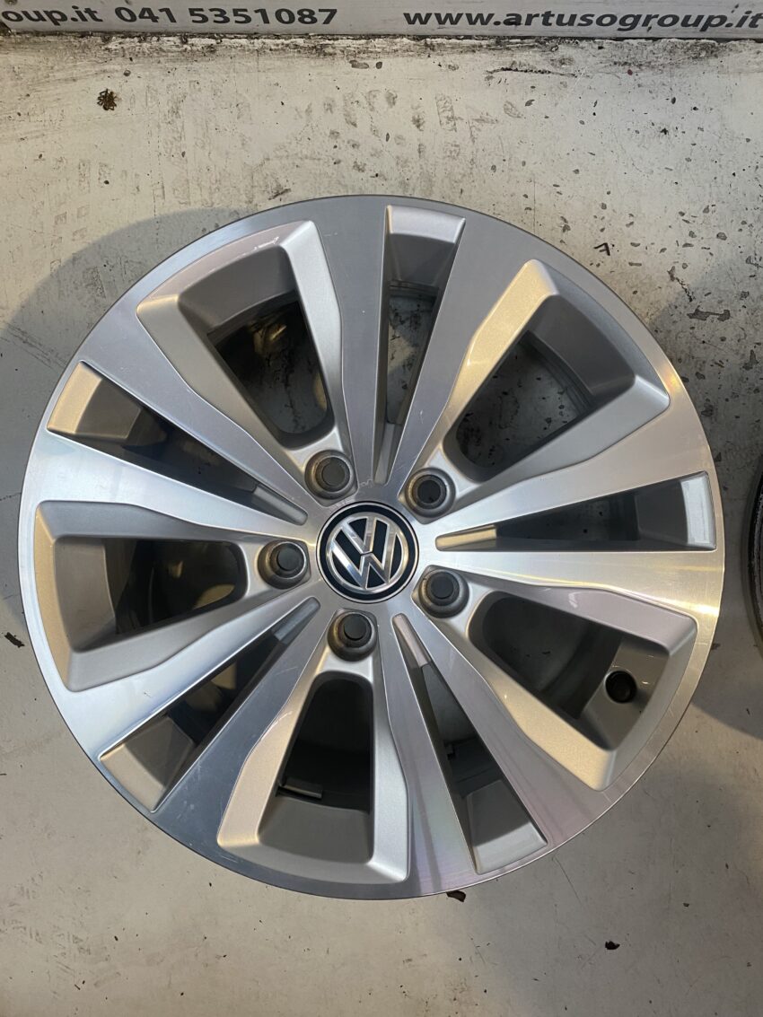 CERCHI IN LEGA ORIGINALI VW GOLF VII 5 FORI DA 16 6.5JX16H2 ET46 - immagine 4