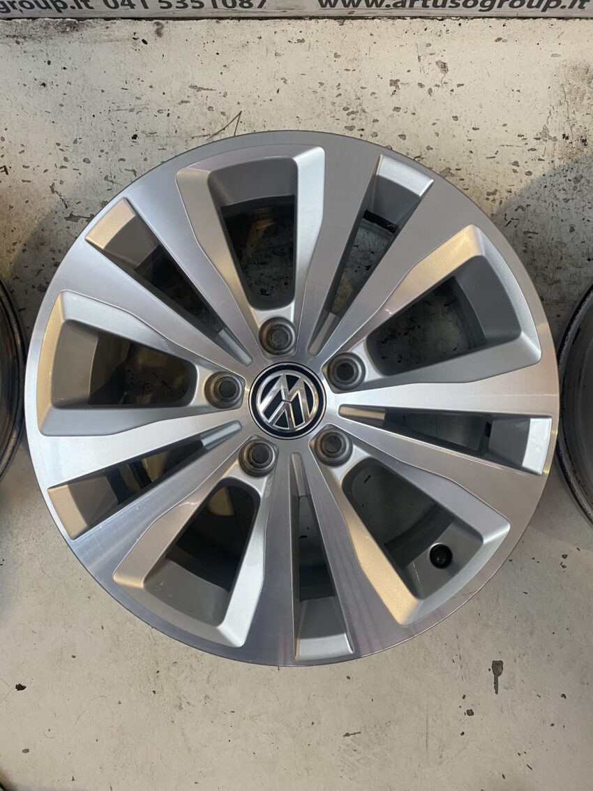 CERCHI IN LEGA ORIGINALI VW GOLF VII 5 FORI DA 16 6.5JX16H2 ET46 - immagine 5