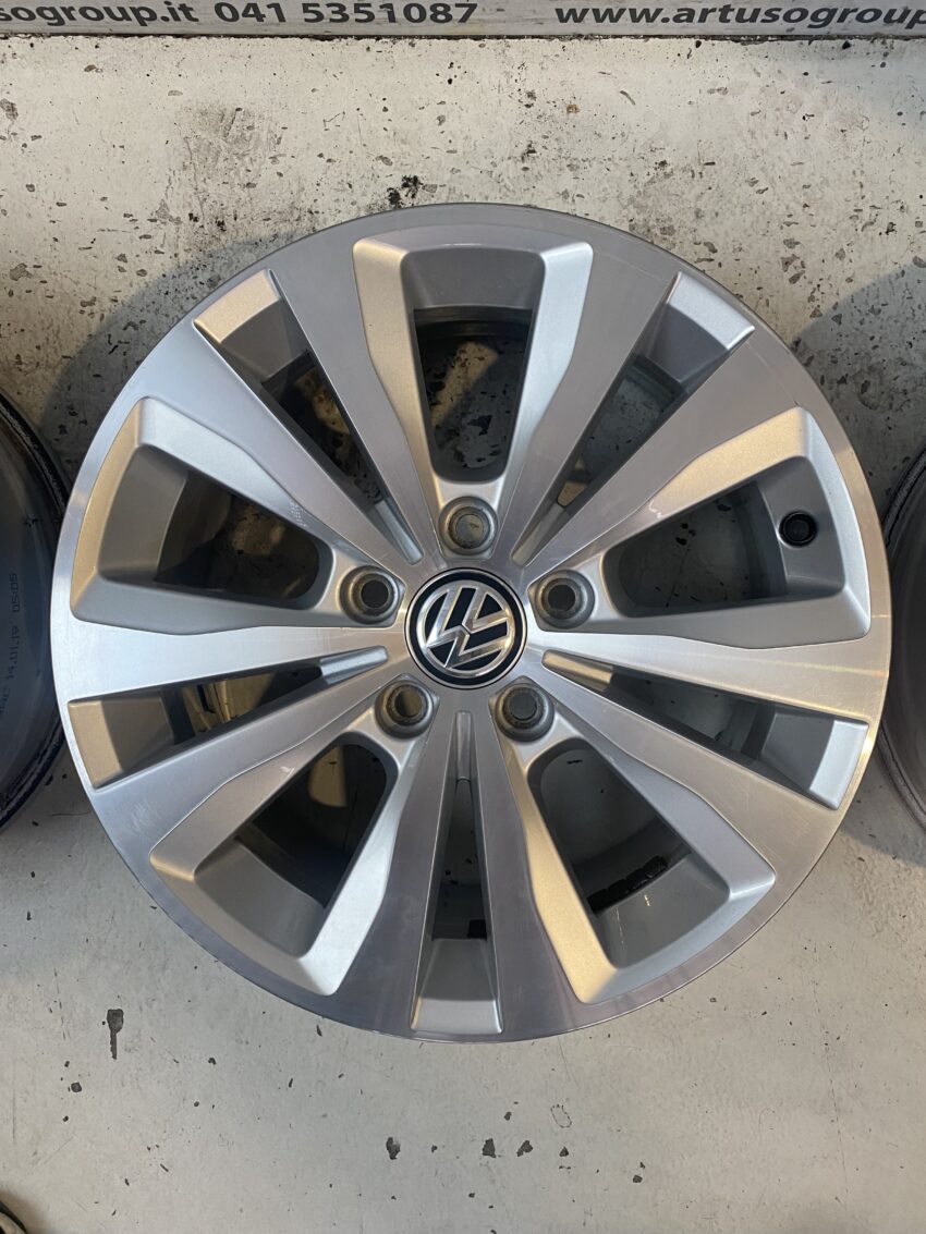 CERCHI IN LEGA ORIGINALI VW GOLF VII 5 FORI DA 16 6.5JX16H2 ET46 - immagine 6