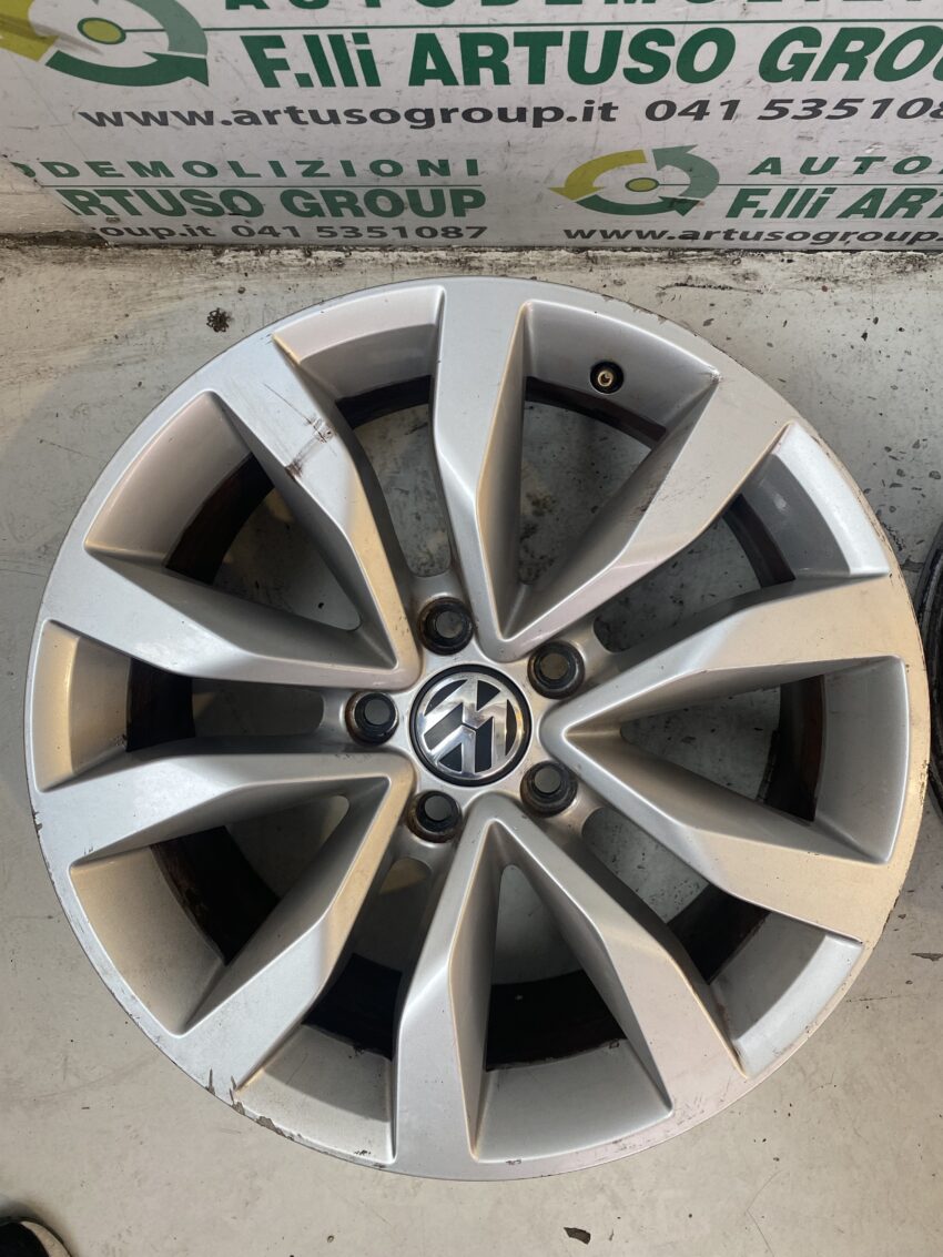 CERCHI IN LEGA ORIGINALI VW NEW BEETLE DA 17 - 7.0JX17H2ET43 - immagine 3