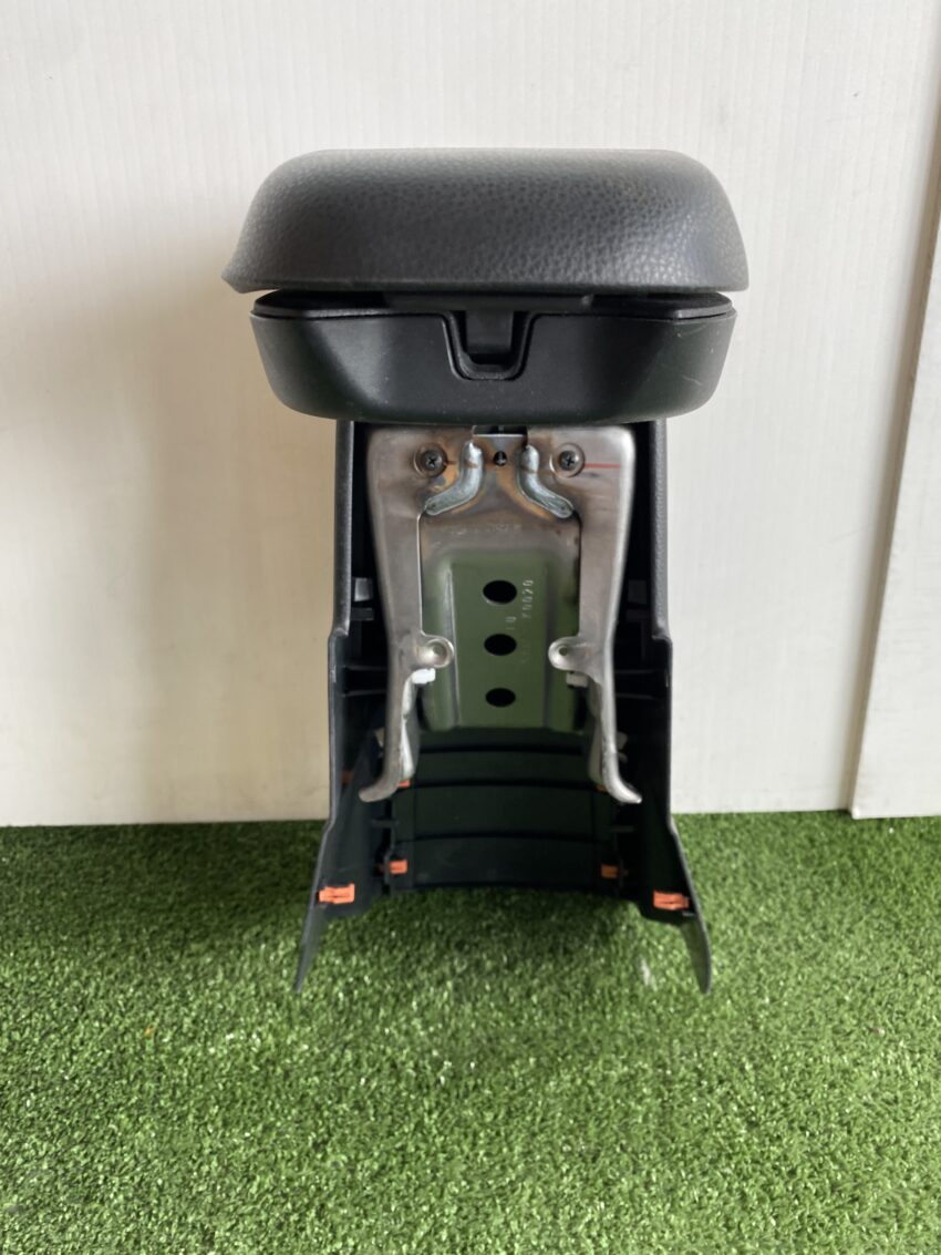 SEDILI/INTERNO IN PELLE E TESSUTO TOYOTA YARIS IBRIDA 2021 KM 24.450 - immagine 11