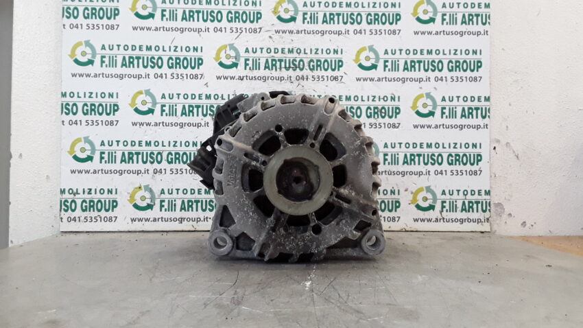 ALTERNATORE PEUGEOT 208 1.6 8V E-HDI 84KW START&STOP VALEO 9675753680 5705PA anno 2012 KM. 142.118