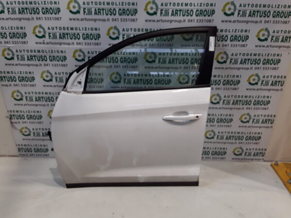 Porta anteriore sinistra Hyundai Tucson (07/15>), colore bianco. Spedizione gratuita in tutta Italia.