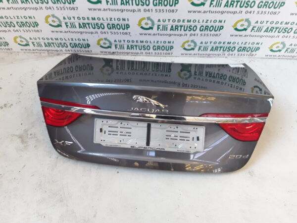 Cofano posteriore Jaguar XF 2a serie (09/15>), colore grigio. Spedizione gratuita in tutta Italia.