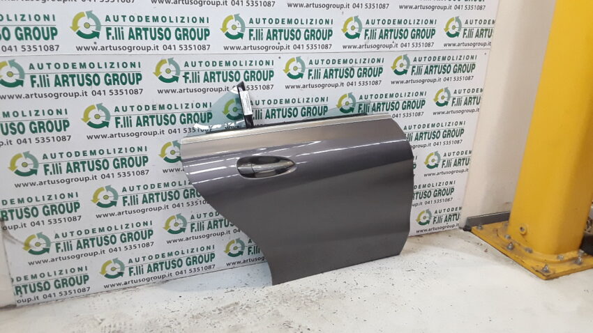 PORTA POSTERIORE DESTRA MERCEDES CLA C117 anno 2014 - immagine 2