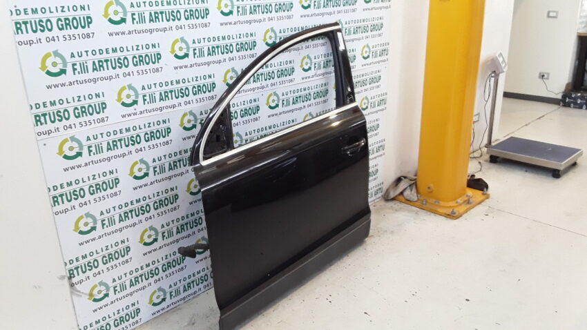 PORTA ANTERIORE SINISTRA AUDI Q7 anno 2008 - immagine 2