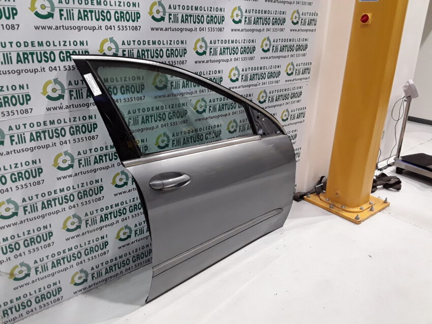 PORTA ANTERIORE DESTRA MERCEDES CLASSE R anno 2010 - immagine 2