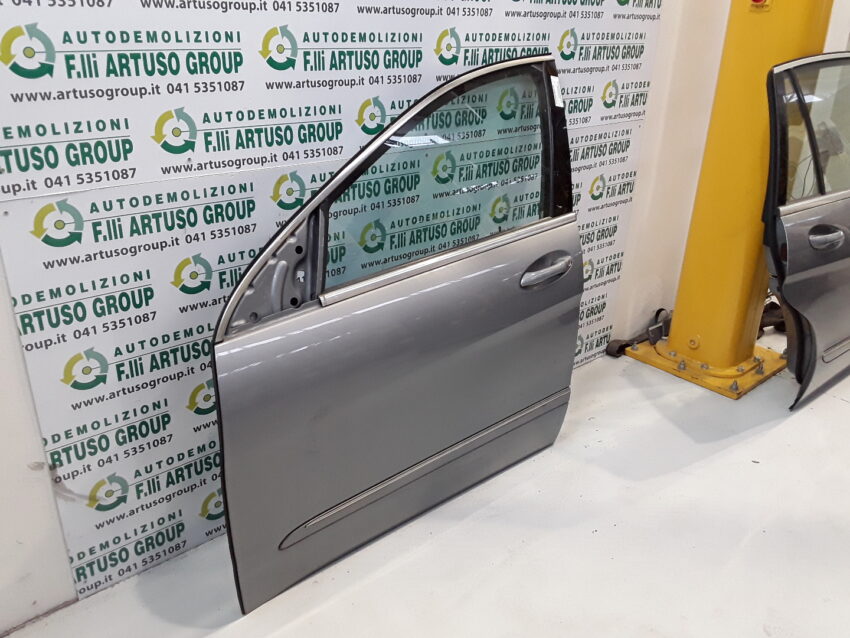 PORTA ANTERIORE SINISTRA MERCEDES CLASSE R anno 2010 - immagine 2