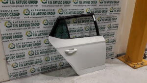 PORTA POSTERIORE DESTRA SKODA FABIA 2017 6V9833052A - immagine 3