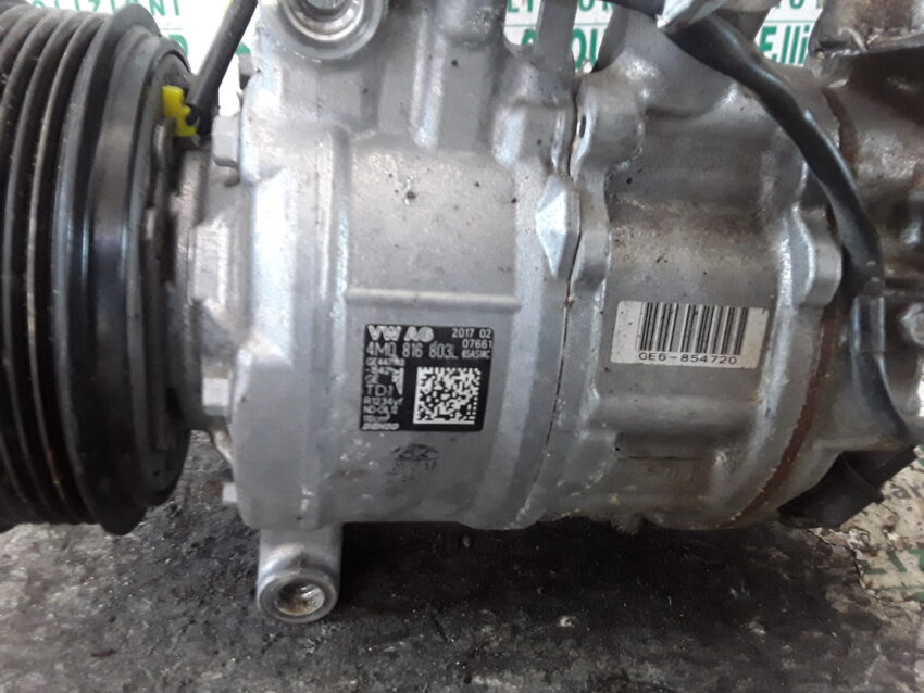 COMPRESSORE ARIA CONDIZIONATA 4M0816803L AUDI A4 2017 KM. 121.089 - immagine 2