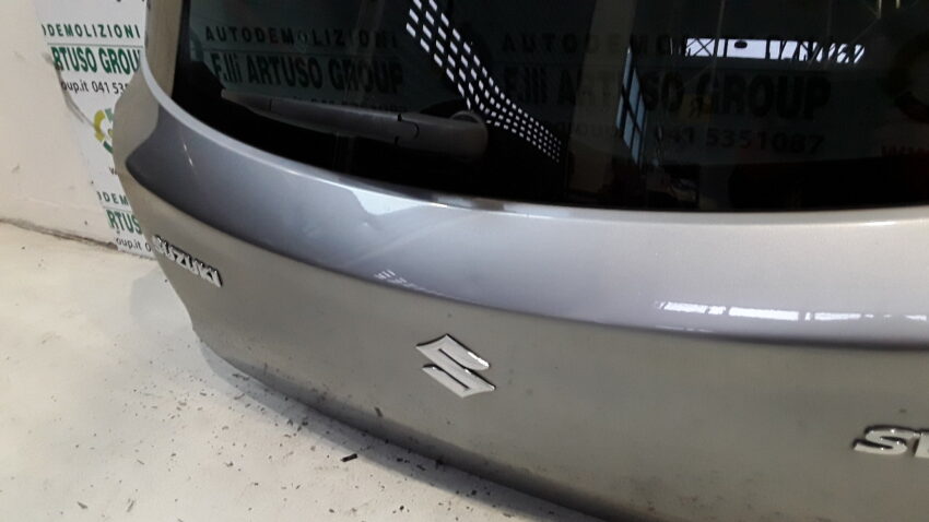 PORTELLONE POSTERIORE P/GA SUZUKI SWIFT HYBRID anno 2019 - immagine 4