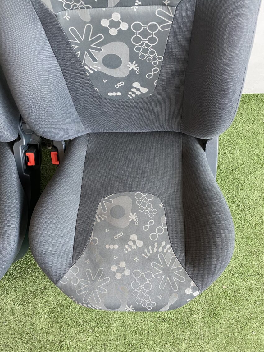 SEDILI/INTERNO FORD KA 2009 ottime condizioni - immagine 6