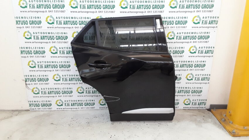 PORTA POSTERIORE DESTRA PEUGEOT 2008 anno 2022 9831048080