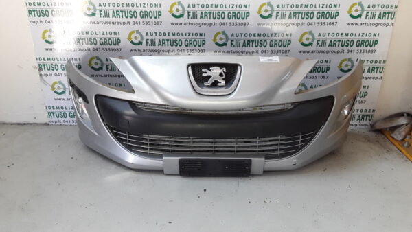 PARAURTI ANTERIORE PEUGEOT 308 anno 2009