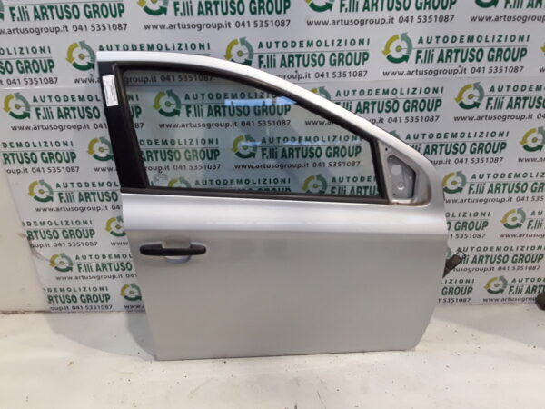 PORTA ANTERIORE DESTRA HYUNDAI I20 2010