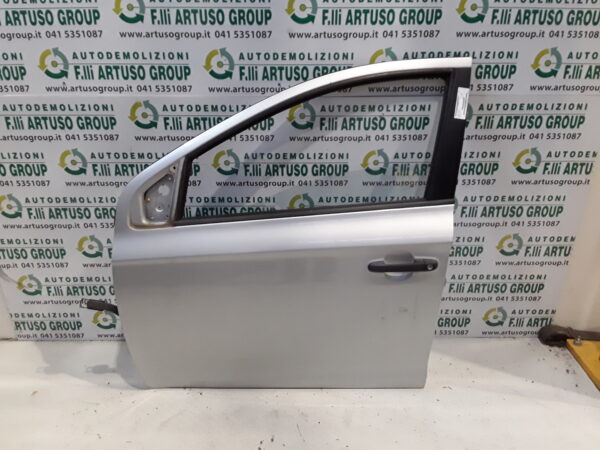 PORTA ANTERIORE SINISTRA HYUNDAI I20 2010