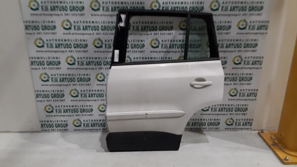 PORTA ANTERIORE DESTRA CITROEN C3 (A51) (03/13>) COLORE BIANCO ANNO 30.12.2016. SPEDIZIONE GRATUITA IN TUTTA ITALIA.