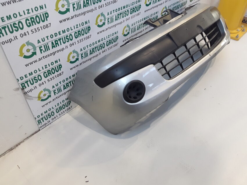 PARAURTI ANTERIORE NISSAN NOTE anno 2007 - immagine 2