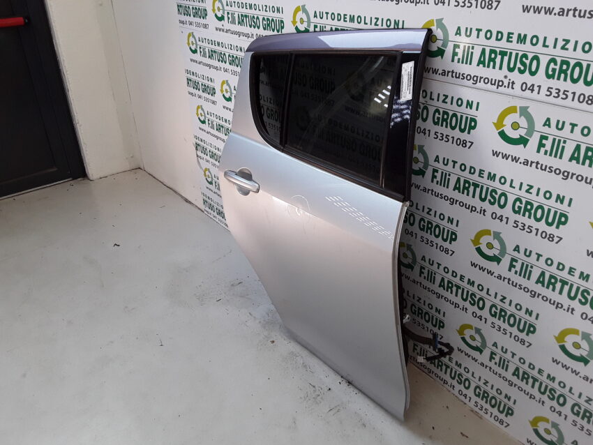 PORTA POSTERIORE DESTRA SUZUKI SWIFT 2016 6800368L01000 - immagine 3