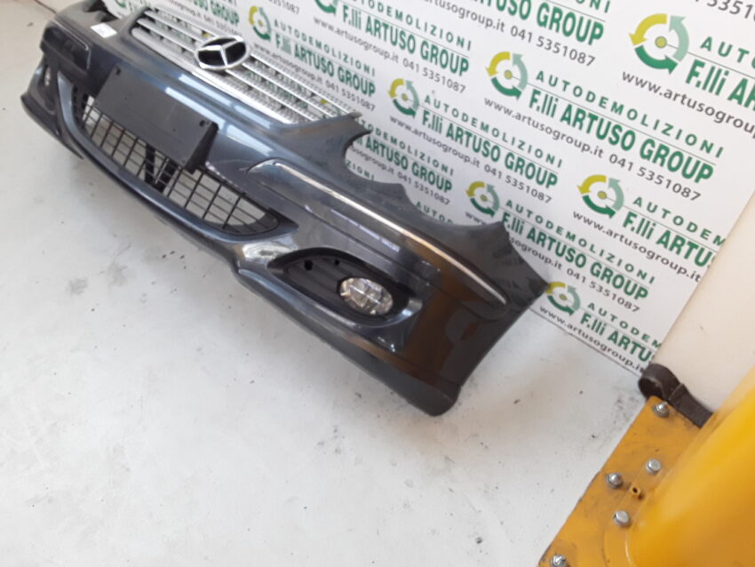 PARAURTI ANTERIORE MERCEDES CLASSE C SPORTCOUPE anno 2005 - immagine 3