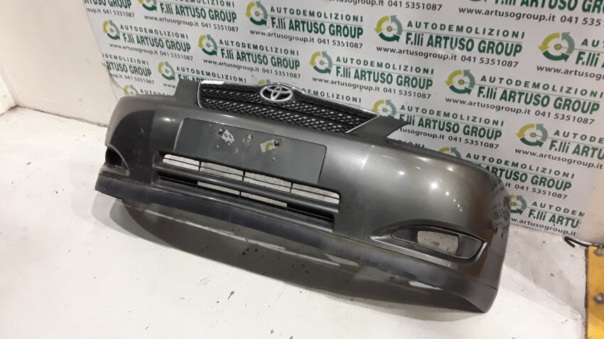 PARAURTI ANTERIORE TOYOTA COROLLA 5P anno 2002 - immagine 3
