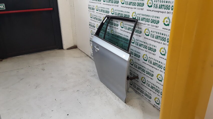 PORTA POSTERIORE SINISTRA SKODA RAPID SPACEBACK SW 2017 5JJ833051A - immagine 4