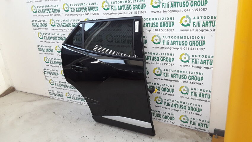 PORTA POSTERIORE DESTRA PEUGEOT 2008 anno 2022 9831048080 - immagine 4