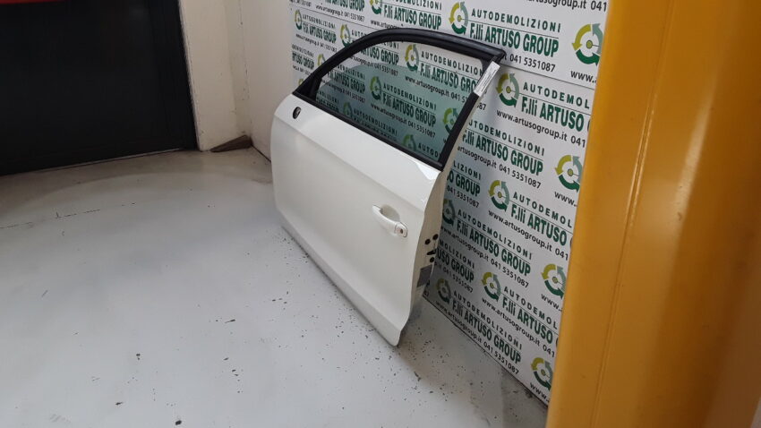 PORTA ANTERIORE SINISTRA AUDI A1 3PORTE 2012 8X3831051B - immagine 4