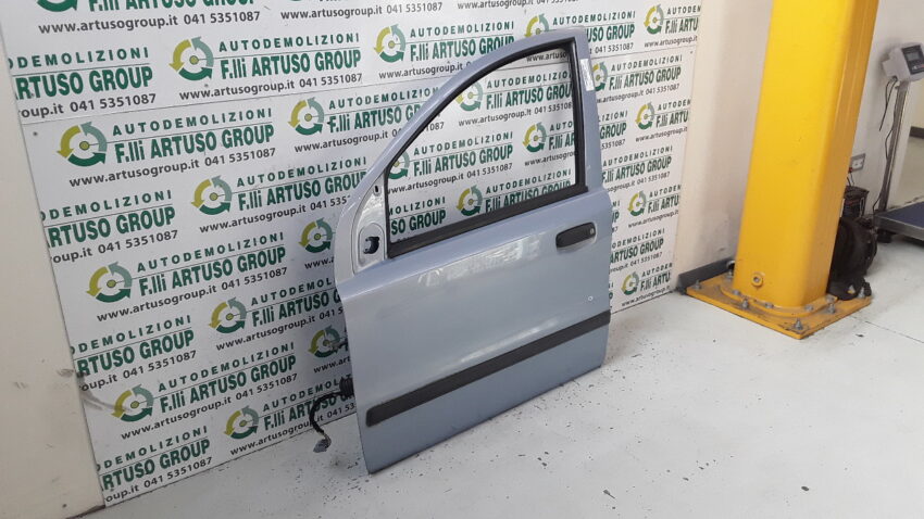 PORTA ANTERIORE SINISTRA FIAT PANDA 1.3 MJT 2010 51767631 AZZURRO LAGOON - immagine 3