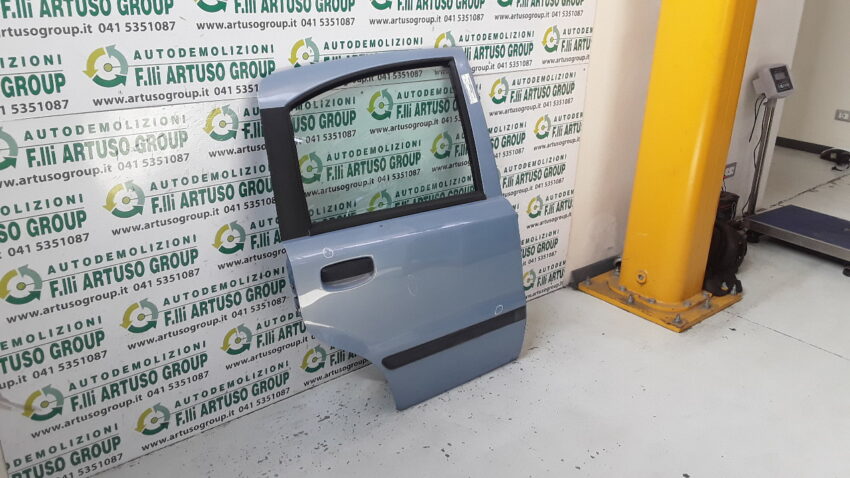 PORTA POSTERIORE DESTRA FIAT PANDA 1.3 MJT 2010 46826582 AZZURRO LAGOON - immagine 3