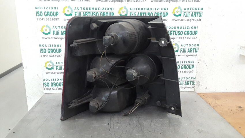 FANALE POSTERIORE DESTRO LAND ROVER RANGE ROVER SPORT 2006 - immagine 5