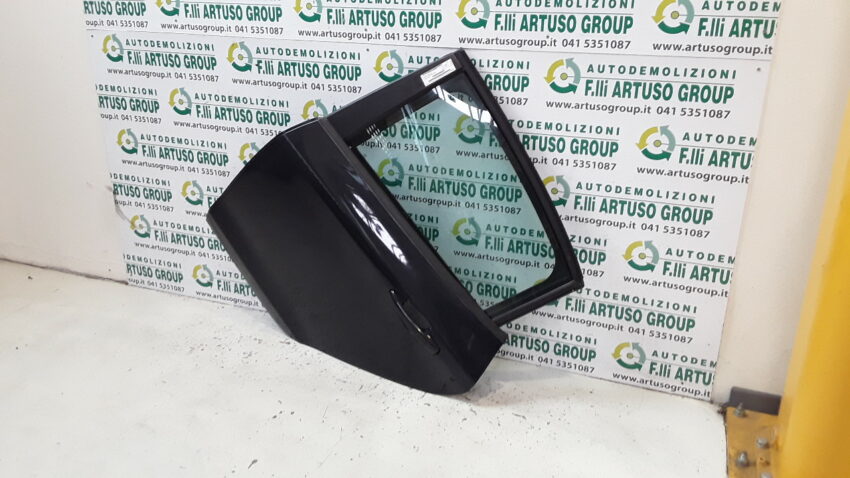 PORTA POSTERIORE SINISTRA PEUGEOT 208 NERO 2017
