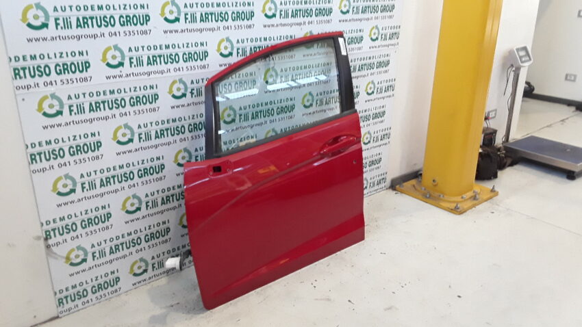 PORTA ANTERIORE SINISTRA HONDA JAZZ 2018 ROSSO - immagine 3