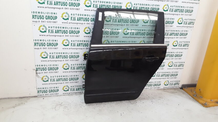 PORTA POSTERIORE SINISTRA PEUGEOT 5008 2022 NERO - immagine 3